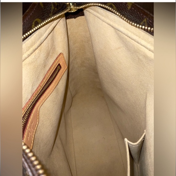 ✅AUTHENTIC BUNDLE DEAL BAG+WALLET LOUIS VUITTON - Picture 9 of 16